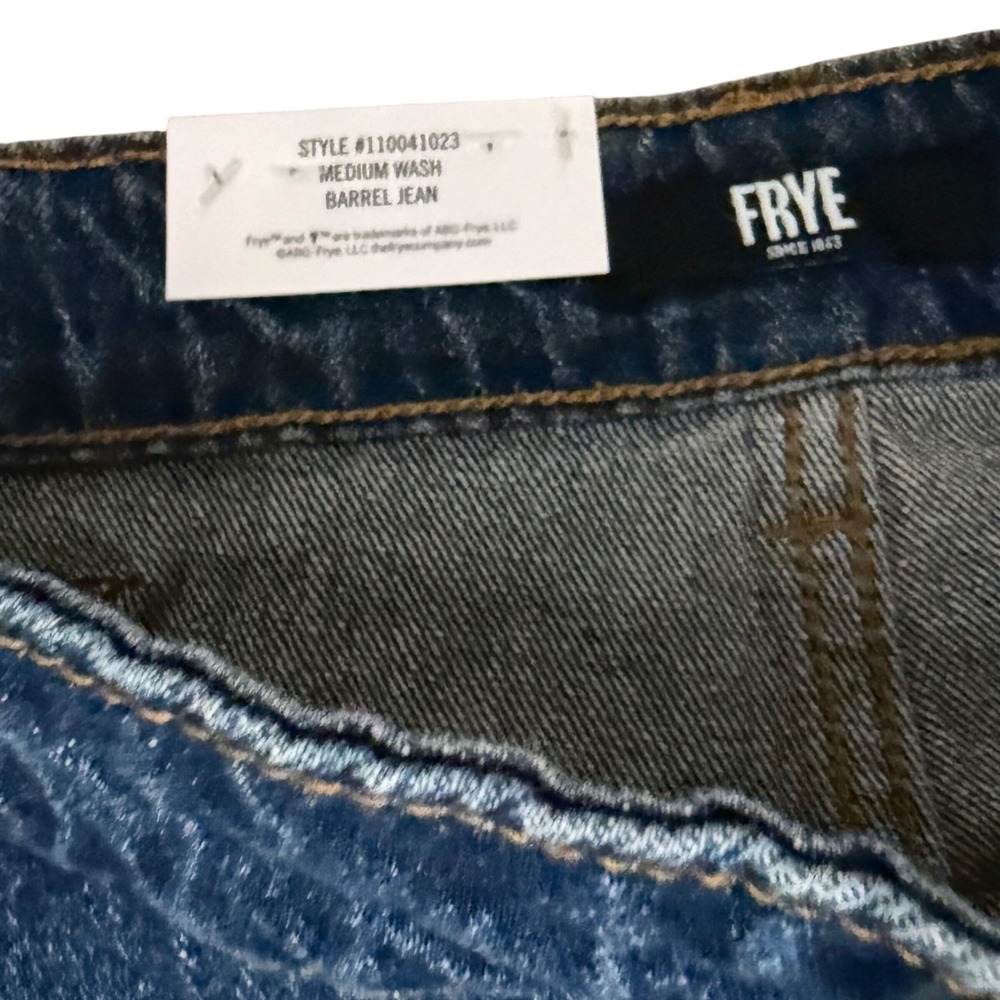 New Frye Barrel Jean Womens 6 Medium Wash Blue High Rise Curved Leg Denim - Picture 4 of 10